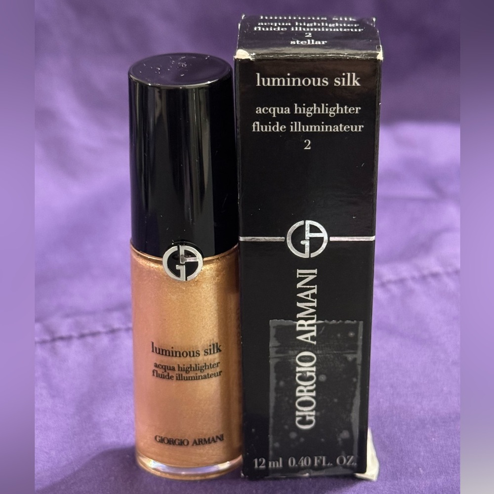 NIB Giorgio Armani Luminous Silk Acqua Highlighter in Shade 2 Stellar